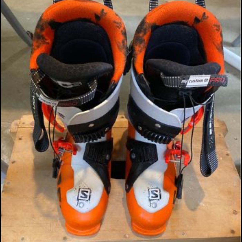 Salomon Ghost 100 Ski Boots